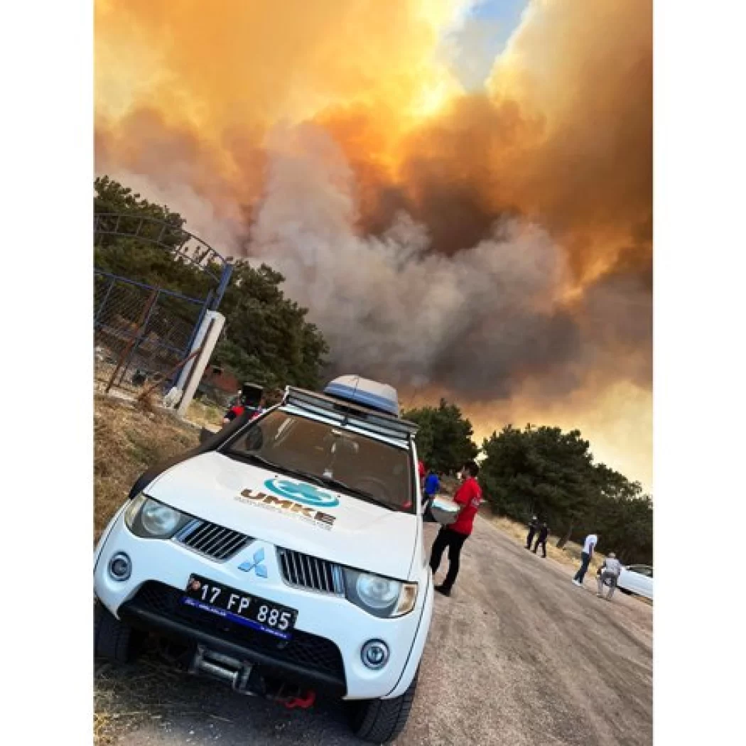 Çanakkale İl Sağlık Müdürlüğü Ekipleri Sahada