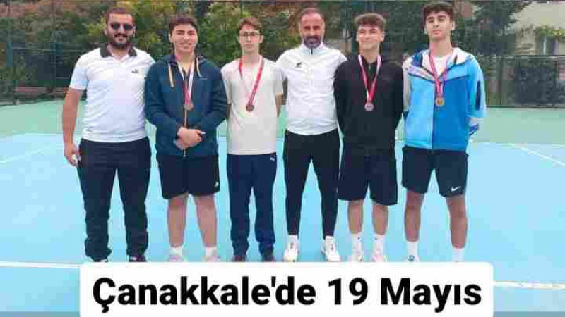 Çanakkale'de 19 Mayıs Tenis Şampiyonası tamamlandı 