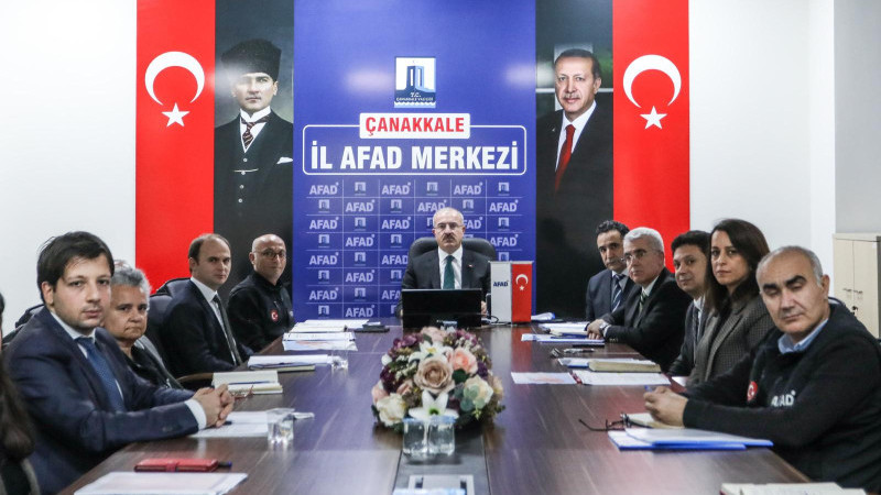 Çanakkale Afet ve Acil Durum Müdürlüğüne ziyaret etti.