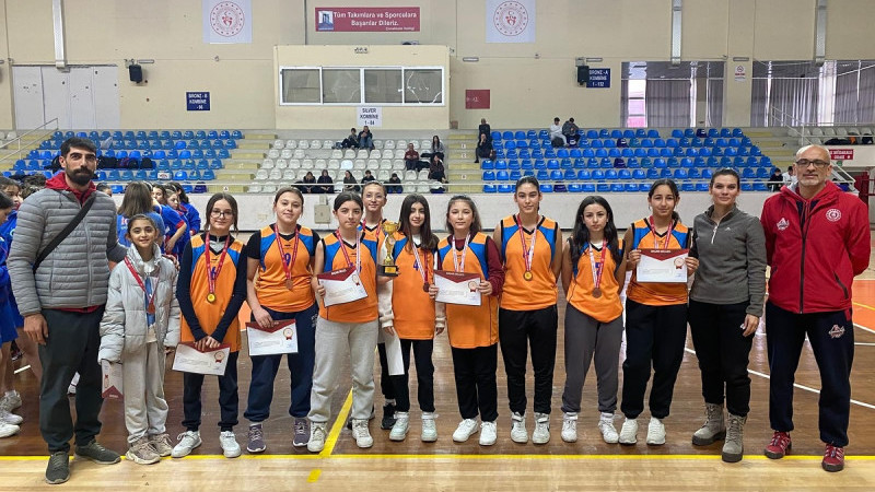 Çanakkale Basketbol Yıldız Kız – Erkek yarışmaları sona erdi