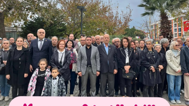 Kepez, Atatürk'ü Kitlesel Anmayla Selamladı