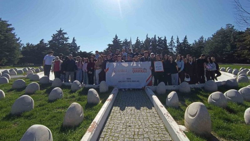 Keşan’dan 80 öğrenci Çanakkale Şehitliği’ni ziyaret etti