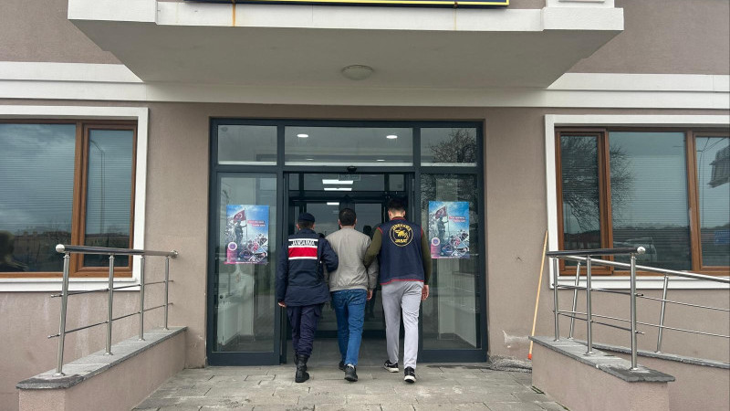 JASAT Çanakkale'de 119 aranan şahıs ve 19 araç yakaladı