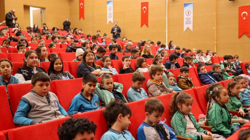 Pamuk Prenses ve Arkadaşları: Bir Güvenlik Masalı