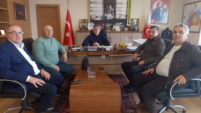 Gelibolu'da Ilgardere Köyü Muhtarı Yusuf Erdoğan'dan Ziyaret
