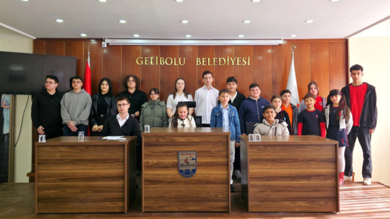 Gelibolu'da Çocuk Meclisi, 23 Nisan Özel Toplantısı