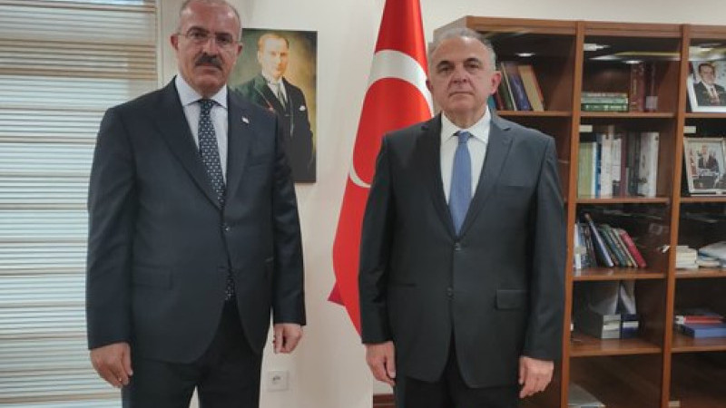 Çanakkale Vailisi Toraman Kırgızistan'da