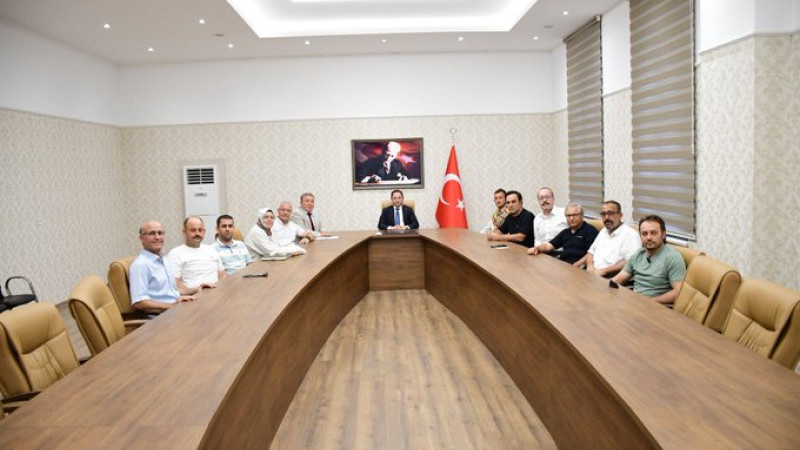 Biga Kaymakamı Ercan Kayabaşı’ndan Kent Konseyi Yönetimine Sıcak Kabul
