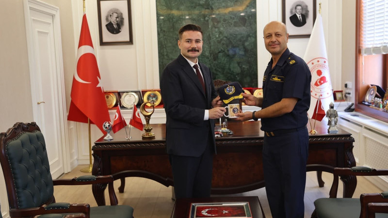 Çanakkale Boğaz ve Garnizon Komutanı Tuğamiral Mustafa Biçen’den Ziyaret
