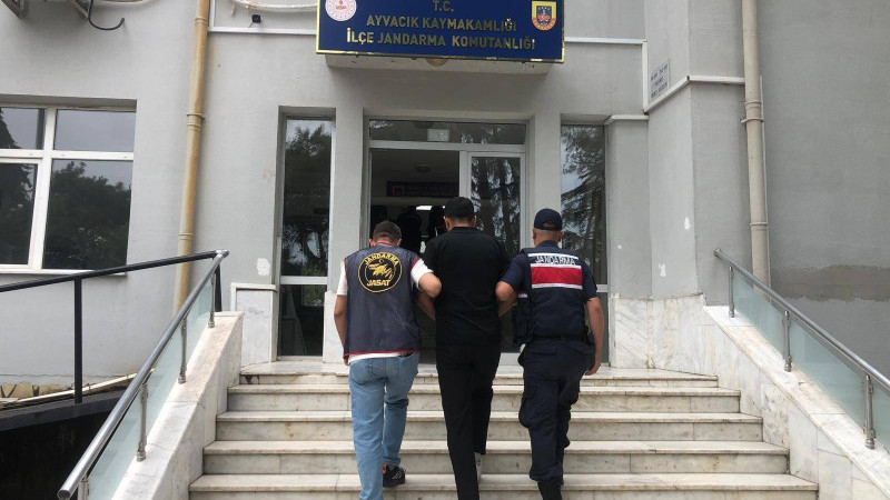 Jandarmadan Dev Huzur Operasyonu: 58 Bin Şahıs Sorgulandı, 97 Aranan Şahıs Yakalandı!