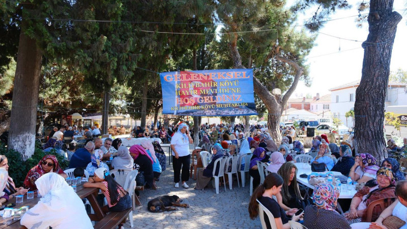 KİLİTBAHİR KÖYÜNDE GELENEKSEL KÖY HAYRI DÜZENLENDİ