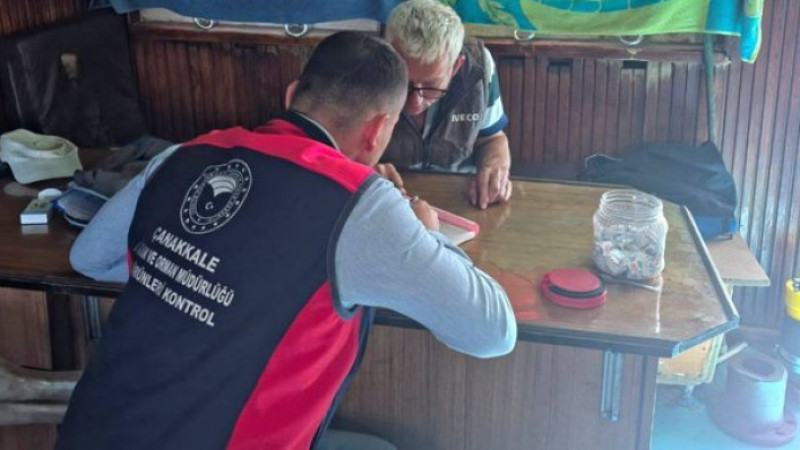 Ezine’de balıkçılara güncel su ürünleri mevzuatı anlatıldı