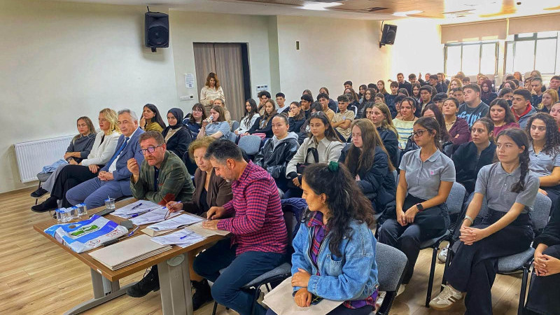 Gelibolu’da Çevre Bilinci Rüzgârı: 