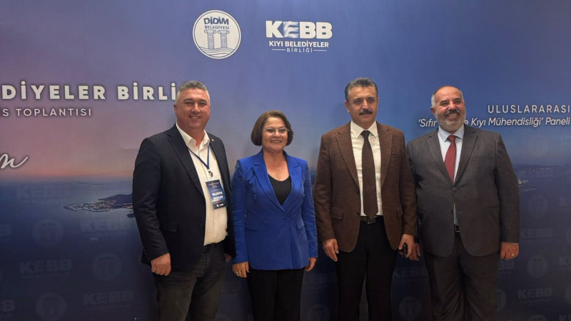 Ayvacık Belediyesi Kıyı Belediyeler Birliği Meclis Toplantısı ve Sıfır Atık Paneline Katıldı