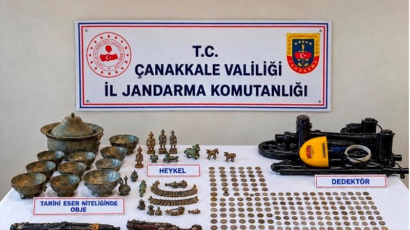  Ezine'de jandarmadan kaçakçılık operasyonu