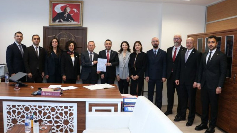 Çanakkale Barosunun yeni yönetimi mazbatalarını aldı