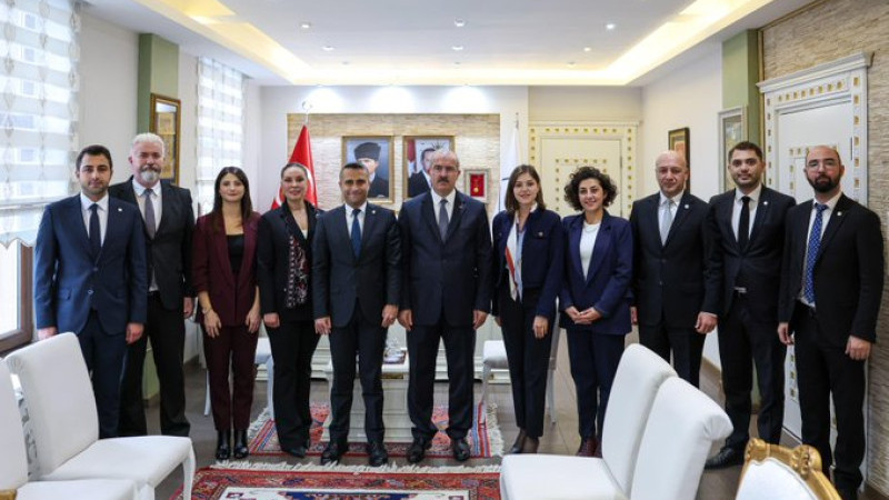 Çanakkale Barosu’ndan Vali Ömer Toraman’a Ziyaret: 